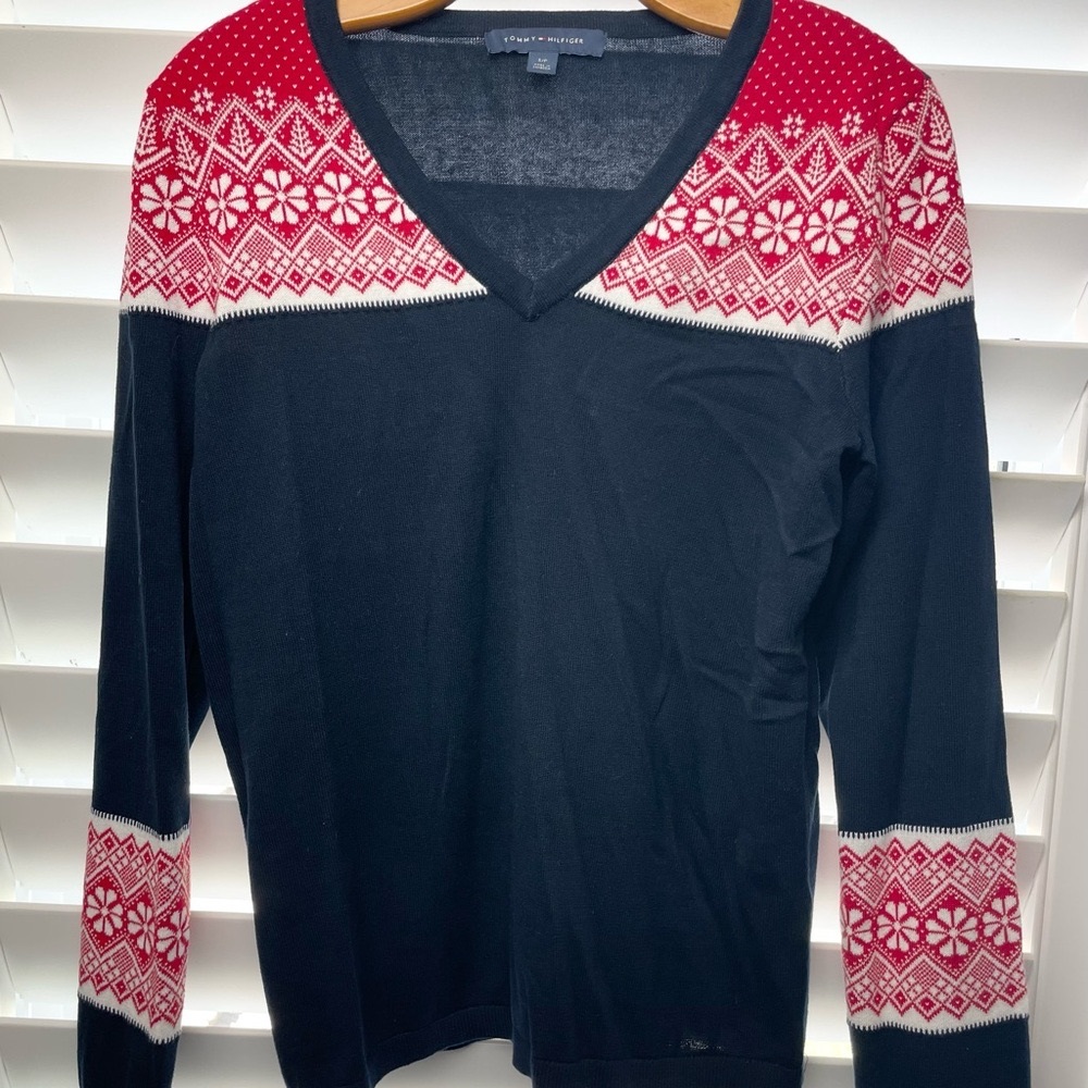 Tommy Hilfiger V-Neck Fair Isle Sweater - Navy & Red